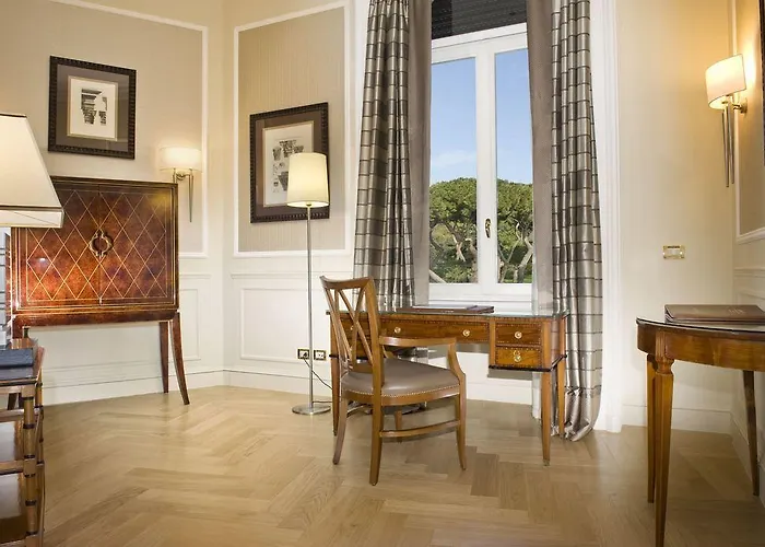 מלון Marriott Grand Flora