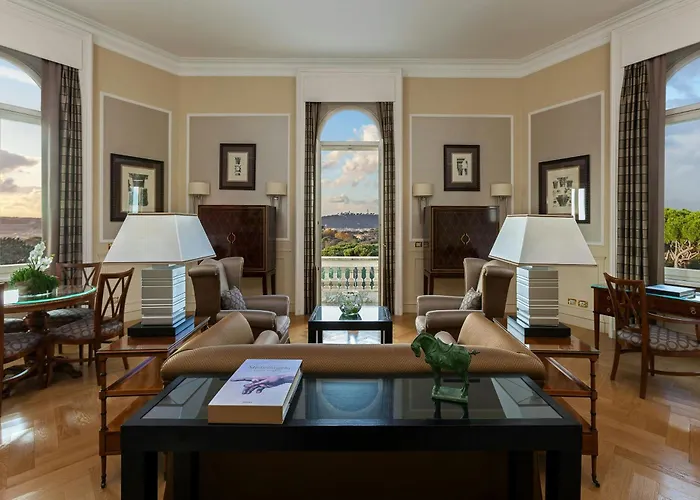 Marriott Grand Flora מלון רומא