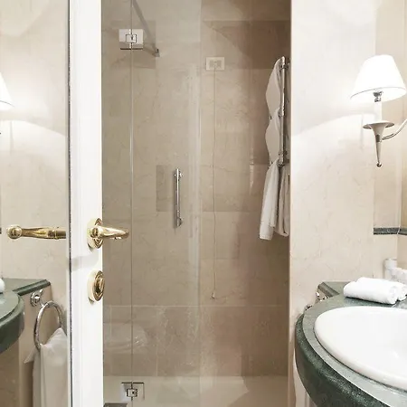 Marriott Grand Flora 4*