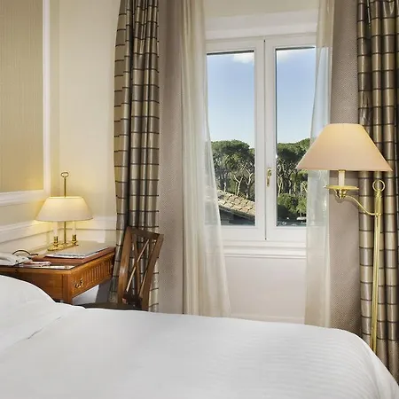 Marriott Grand Flora Рим