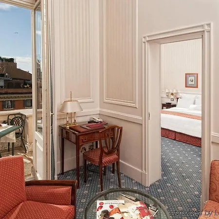 Marriott Grand Flora 4*