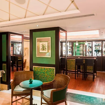 Marriott Grand Flora 4*