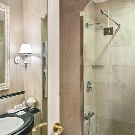 Marriott Grand Flora