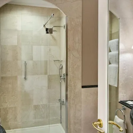 Hotel Marriott Grand Flora