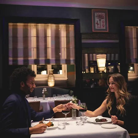 Marriott Grand Flora Ξενοδοχείο 4*