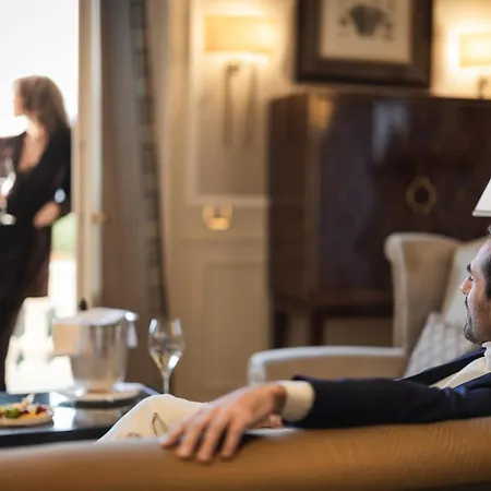 Marriott Grand Flora 4*
