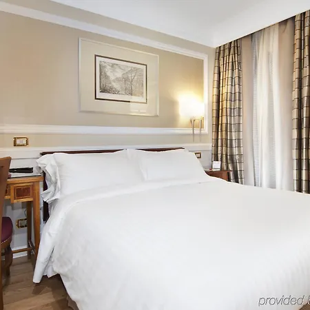 Marriott Grand Flora 4* Roma