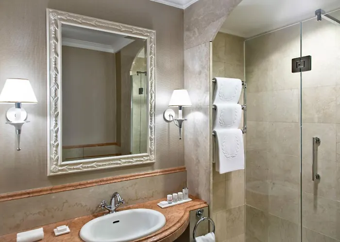 Marriott Grand Flora