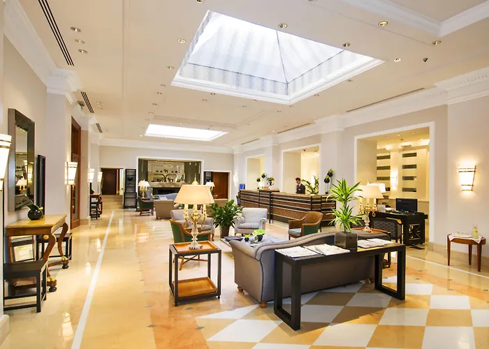 Marriott Grand Flora Hotel 4*