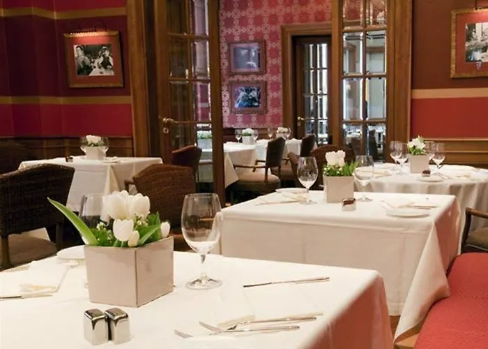 Hotel Marriott Grand Flora