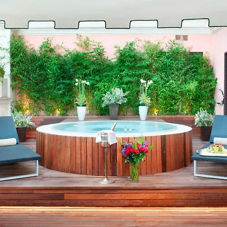 Marriott Grand Flora Отель 4*