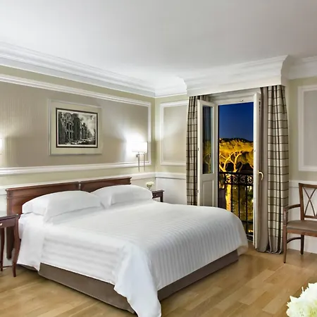 Marriott Grand Flora Отель