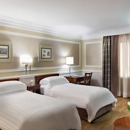 Marriott Grand Flora Отель 4*