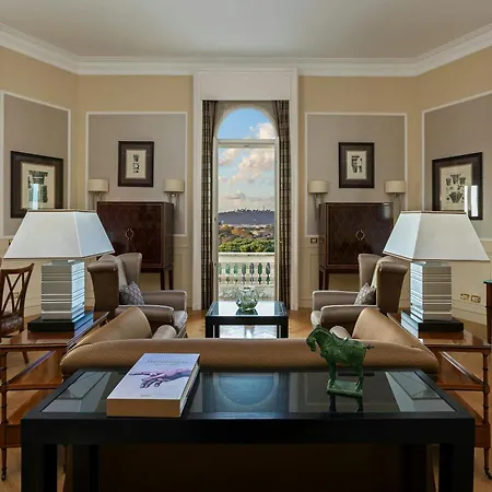 Marriott Grand Flora Отель Рим