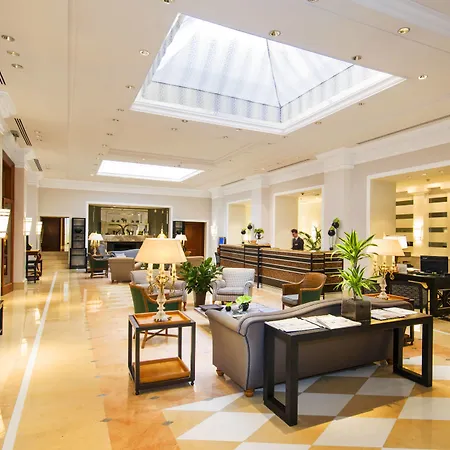 Marriott Grand Flora Hotel 4*