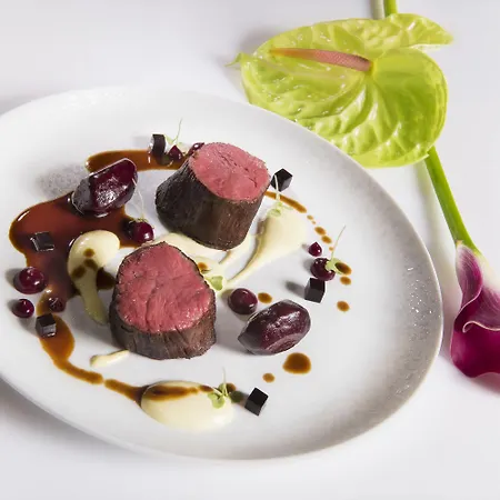 Marriott Grand Flora